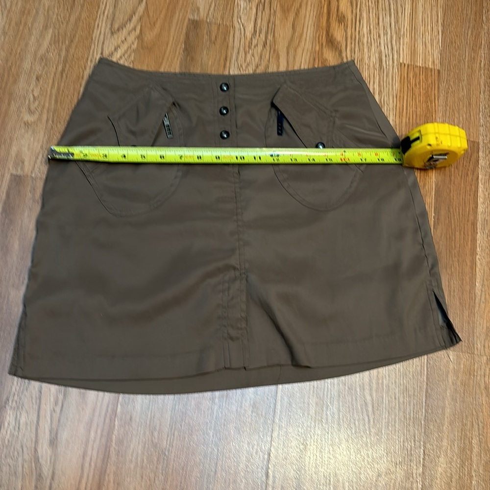 Jamie Sadock, casual active wear solid light brown skort/mini skirt. Size 6. - Picture 13 of 17